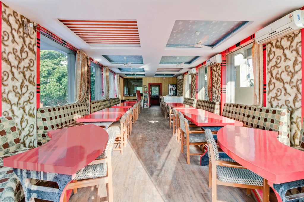 Restaurant at Udaipur Ahmedabad Highway